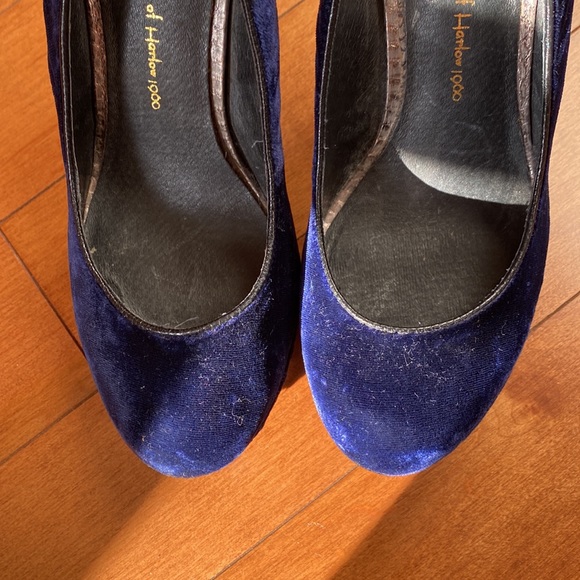 HOUSE OF HARLOW 1969 Hot Stormy Pumps - Picture 7 of 9